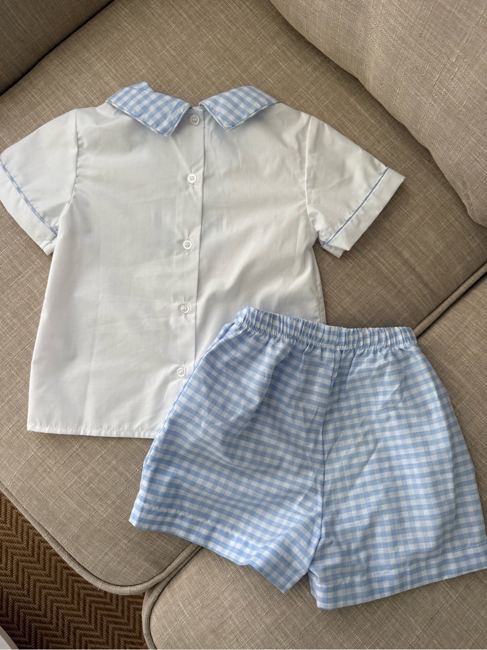 Monogrammed Short Set - Picture 4 of 4